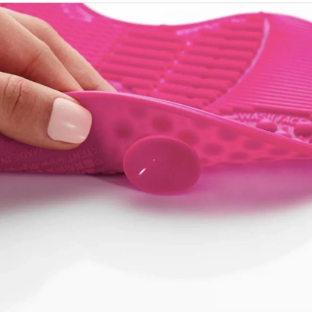 SIGMA SPA® EXPRESS BRUSH CLEANING MAT- NIB- PINK